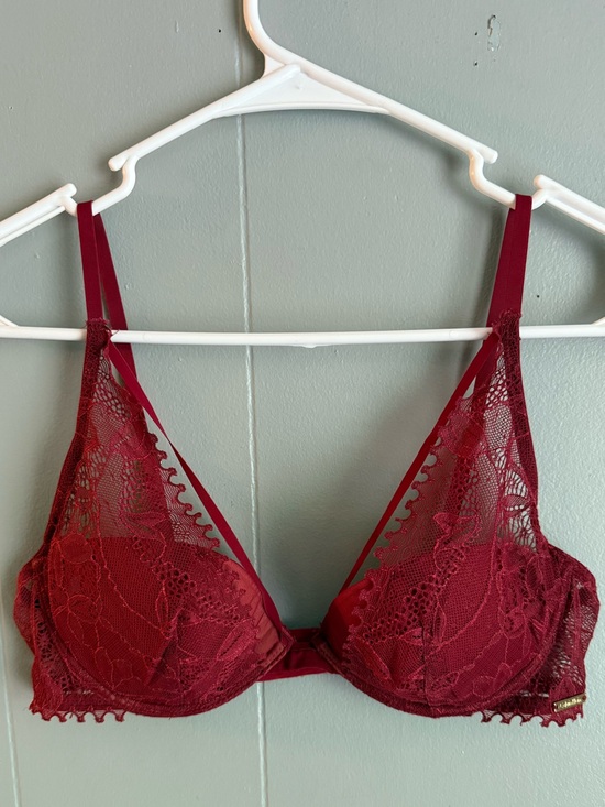 Calvin Klein Other - Calvin Klein Deep Red Lace Underwire Bra